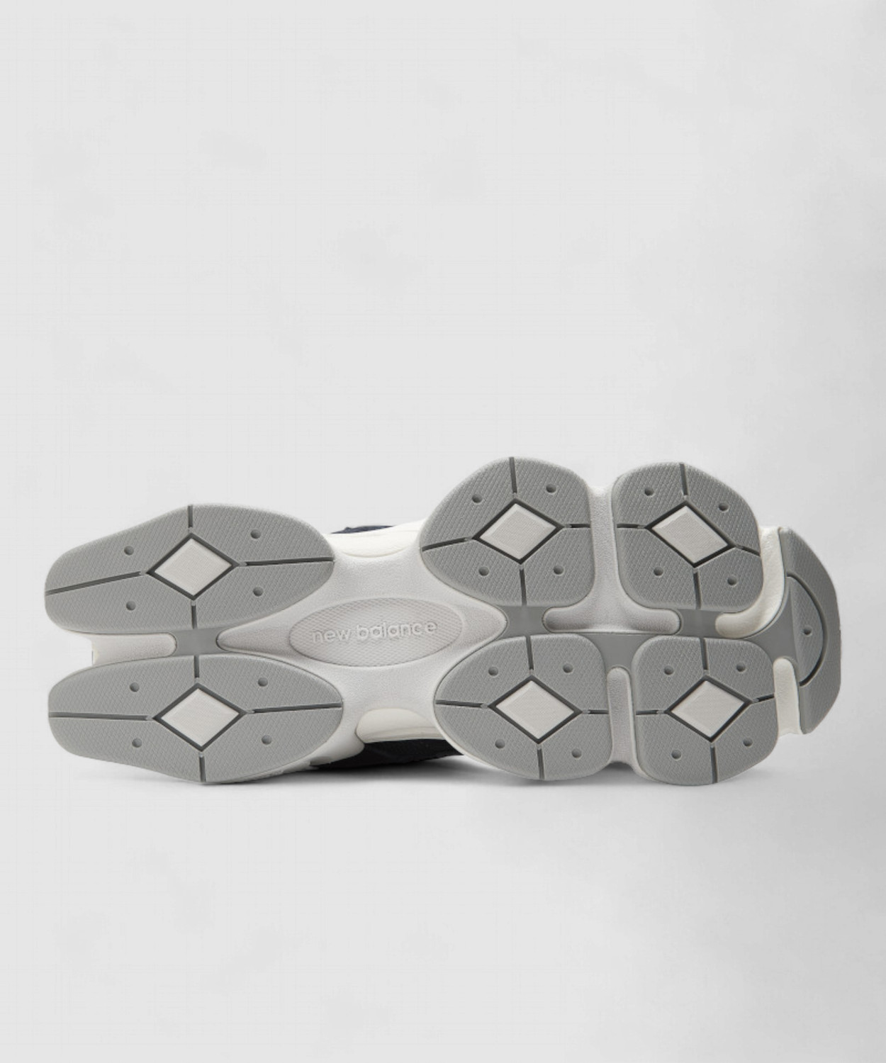 Image of New Balance 9060 Sneakers For Men