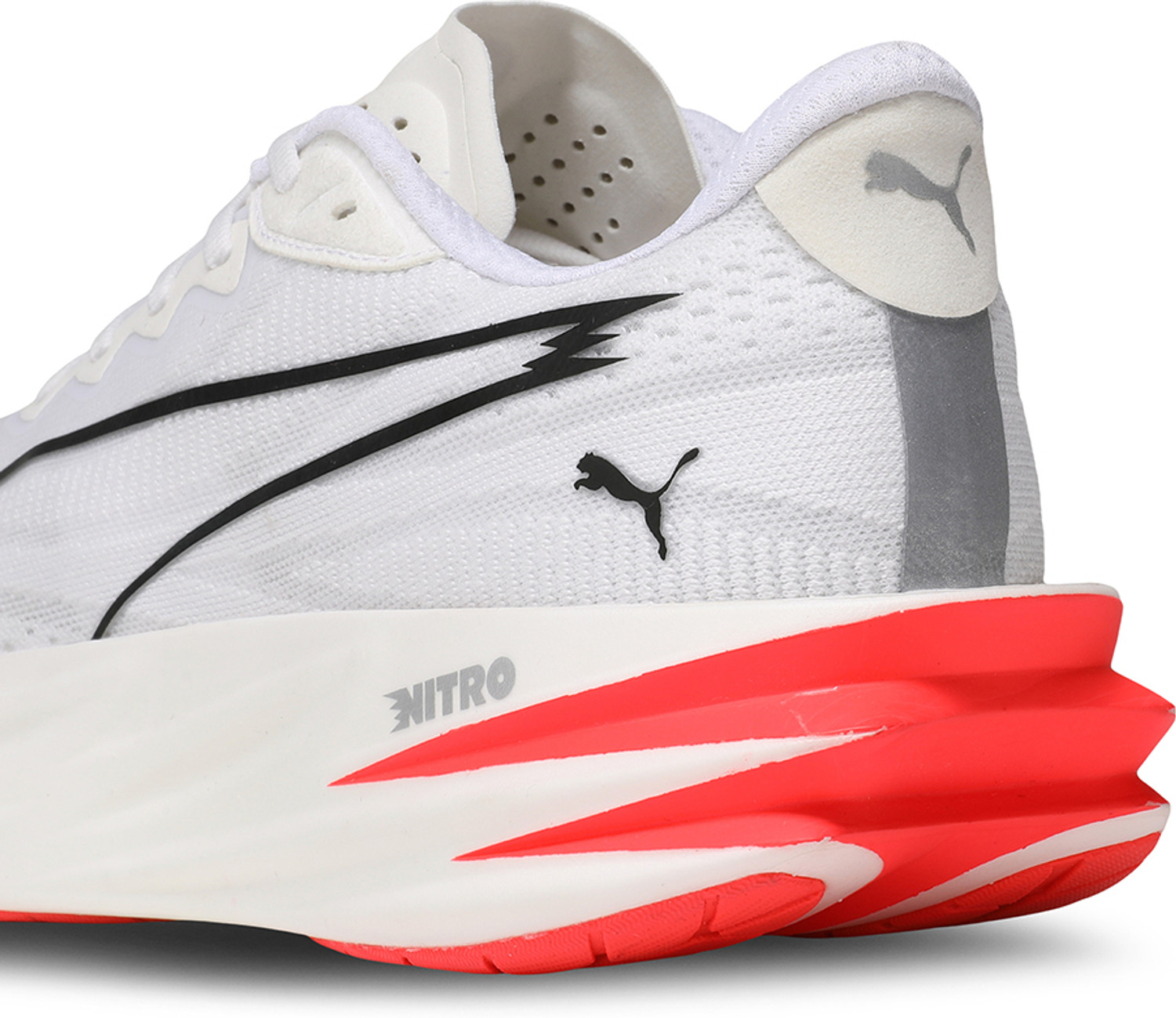 Image of PUMA Deviate Pure NITRO Running Shoes For Men
