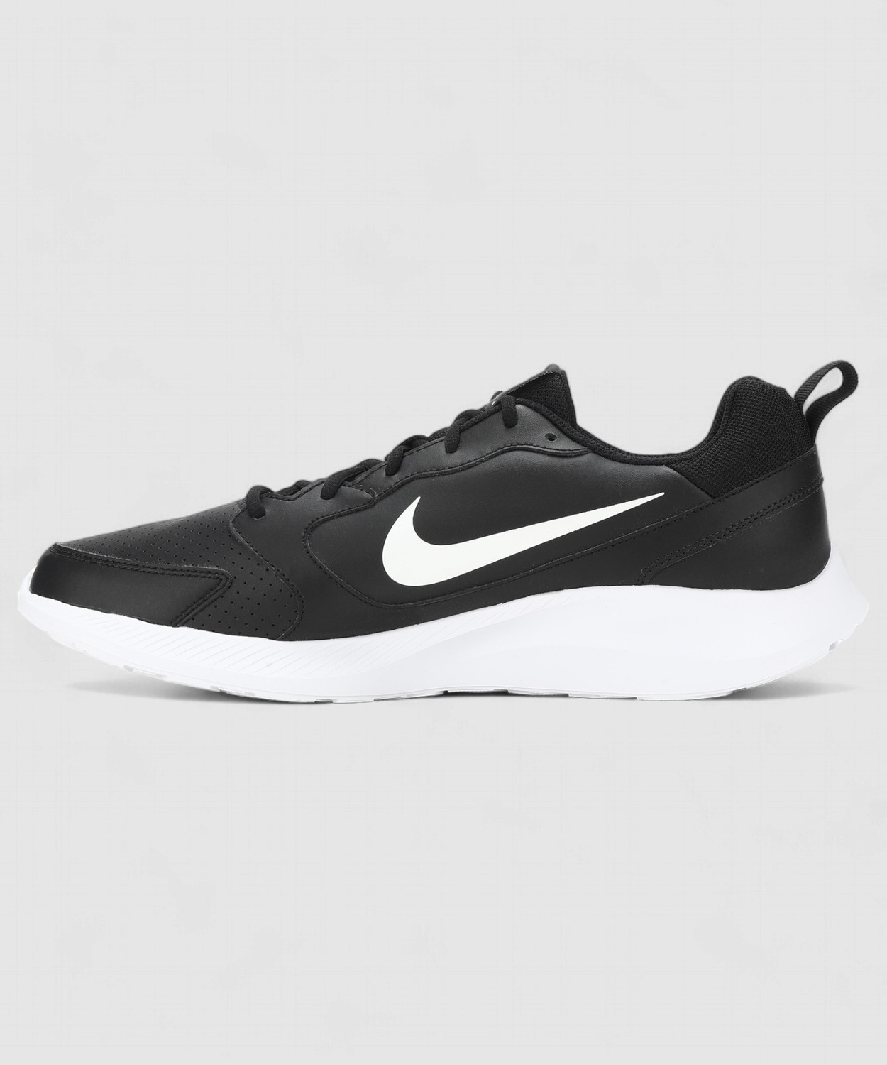 nike men's todos sneakers