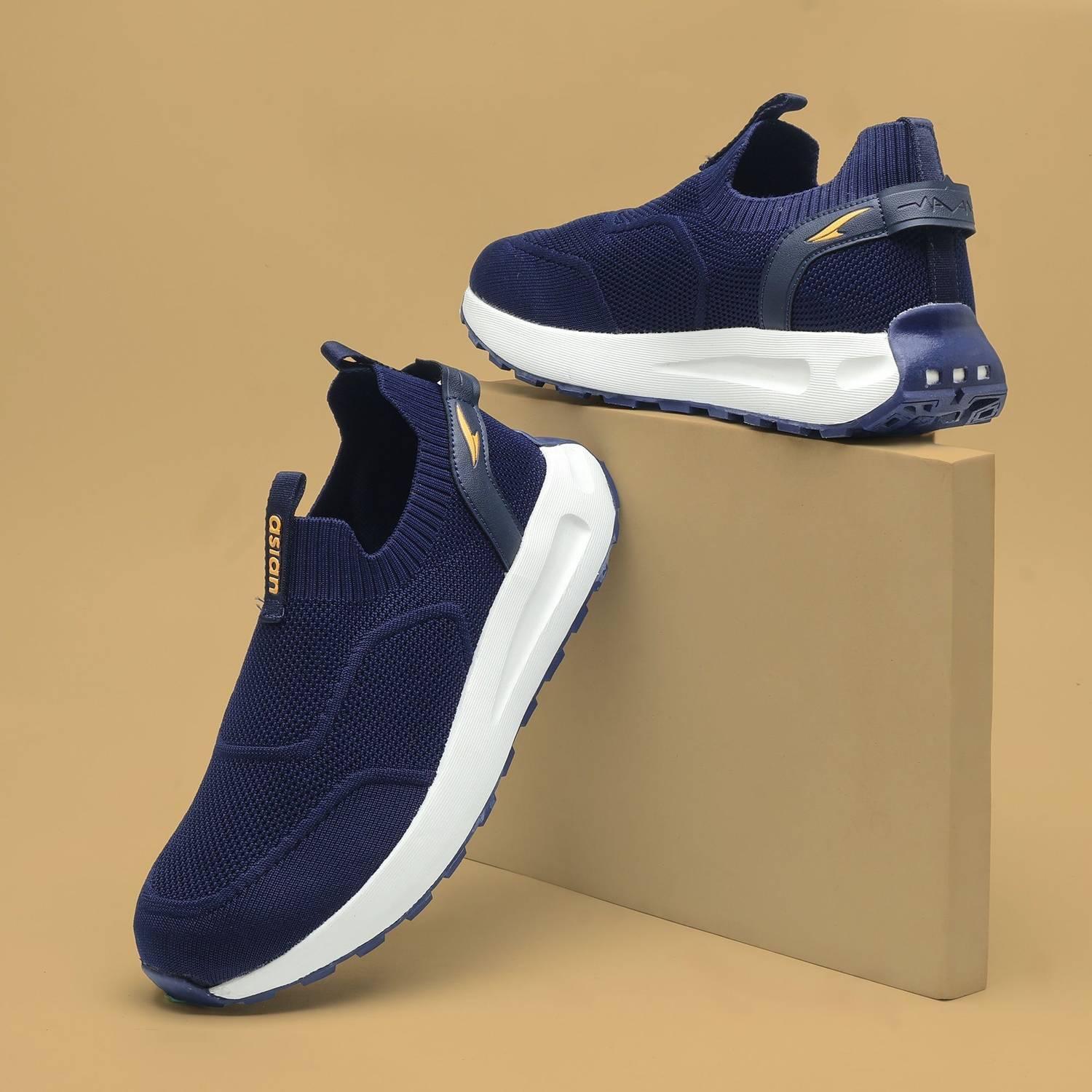 asian Wind Pro-11 Men's Walking Shoes - Image 1