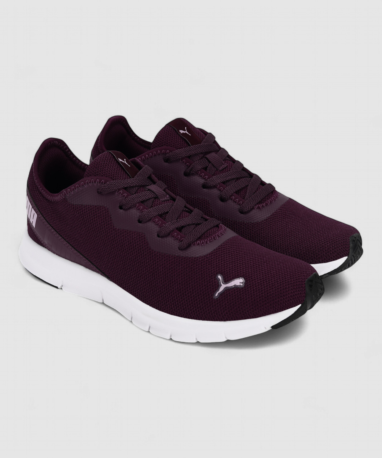 Image of PUMA Hustle V2s Sneakers For Women