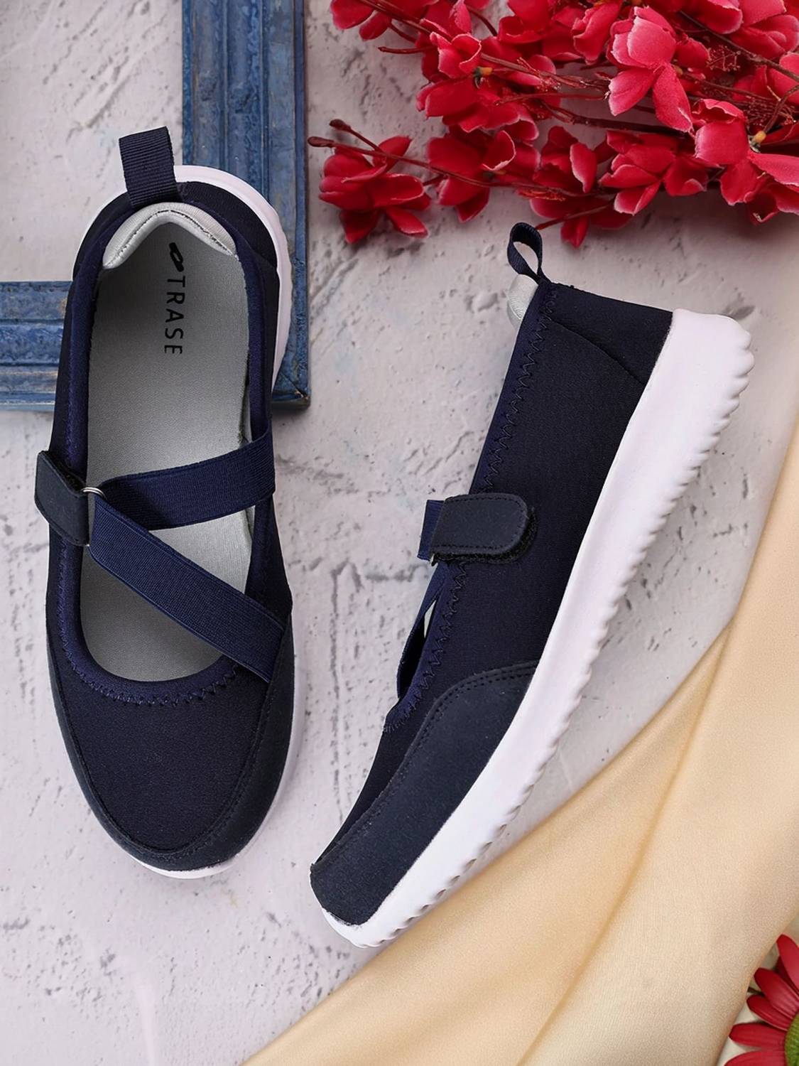 TRASE Flish Bellies For Women (Navy , 6)