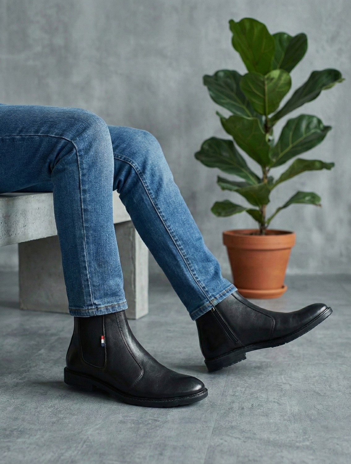Image of EVICTA synthetic Leather Lightweaight Trendy Walking zip chalsea boot Boots For Men