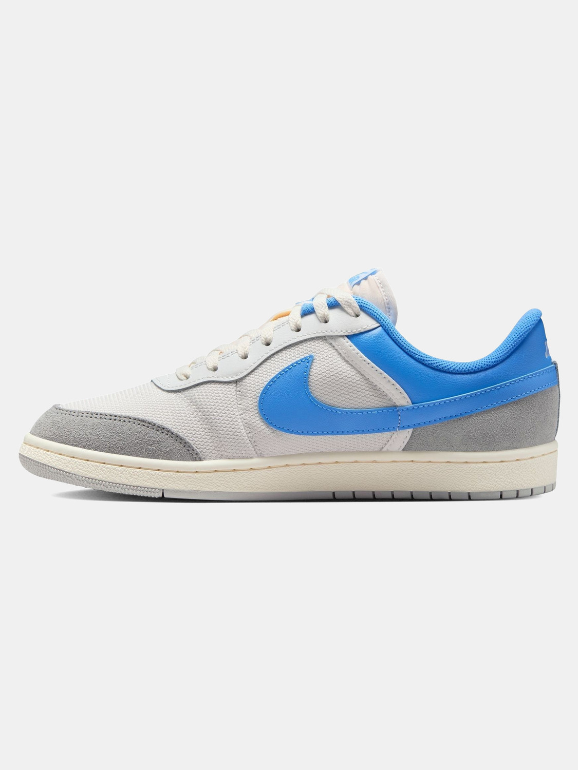 Image of NIKE AIR JORDAN SKYLINE LOW Sneakers For Men