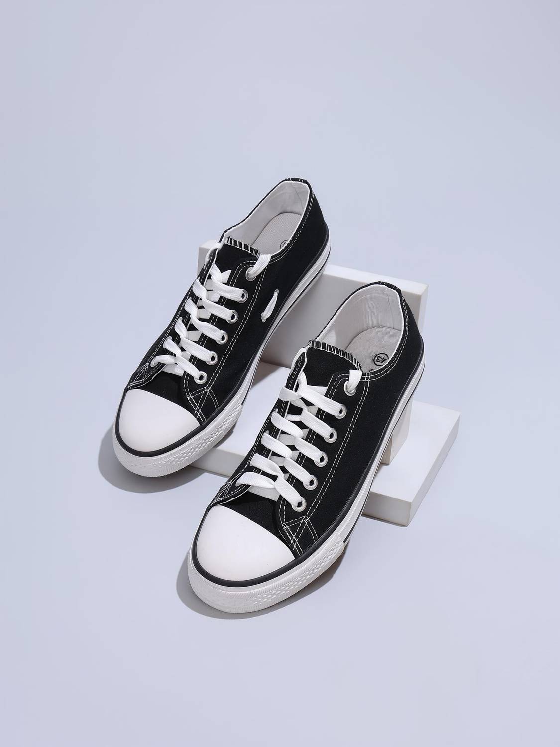 Sewayx CMR-111 Premium Canvas Shoes For Men Black - Image 1