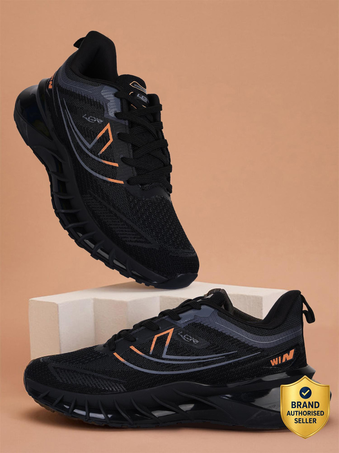 Image of LANCER DIAMOND-3 Running Shoes For Men (Black, 6)