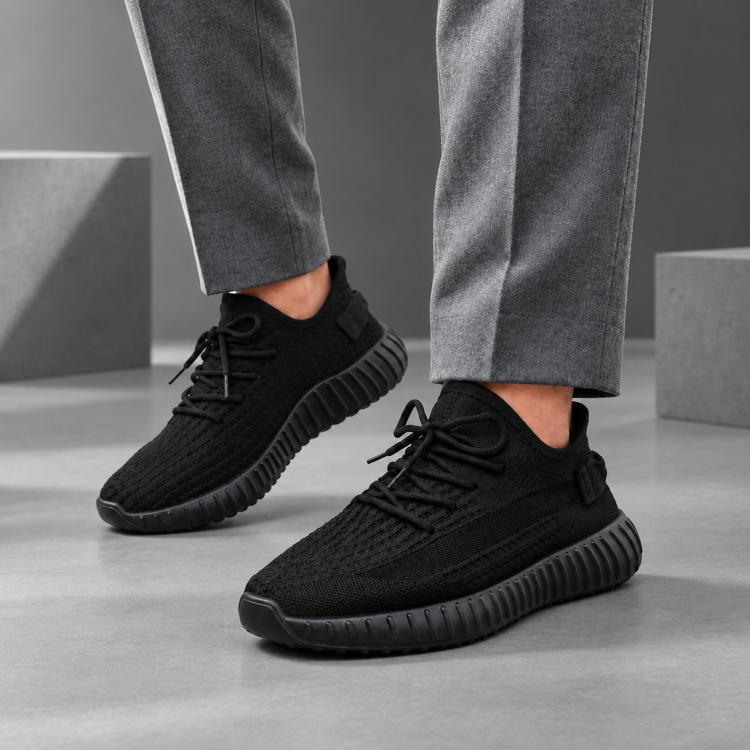 Image of Duggu Men's Black Running Shoes Lightweight Breathable Sports Shoes for Men Sneakers For Men