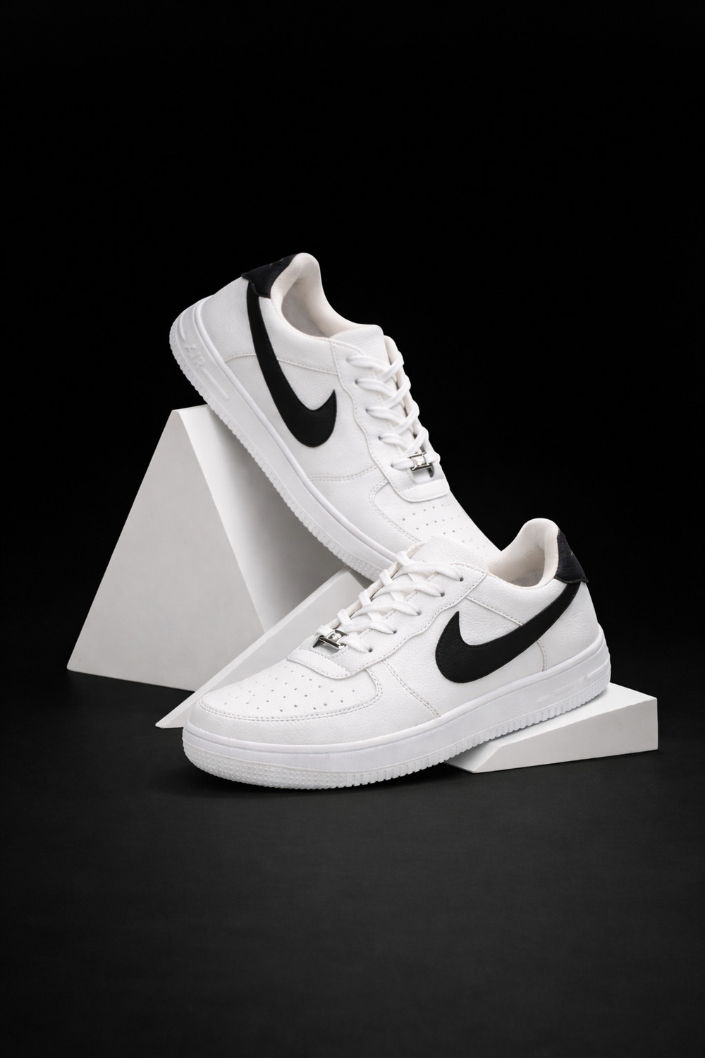 Image of Armanecommers STYLISH MEN WHITE SNEAKER Sneakers For Men