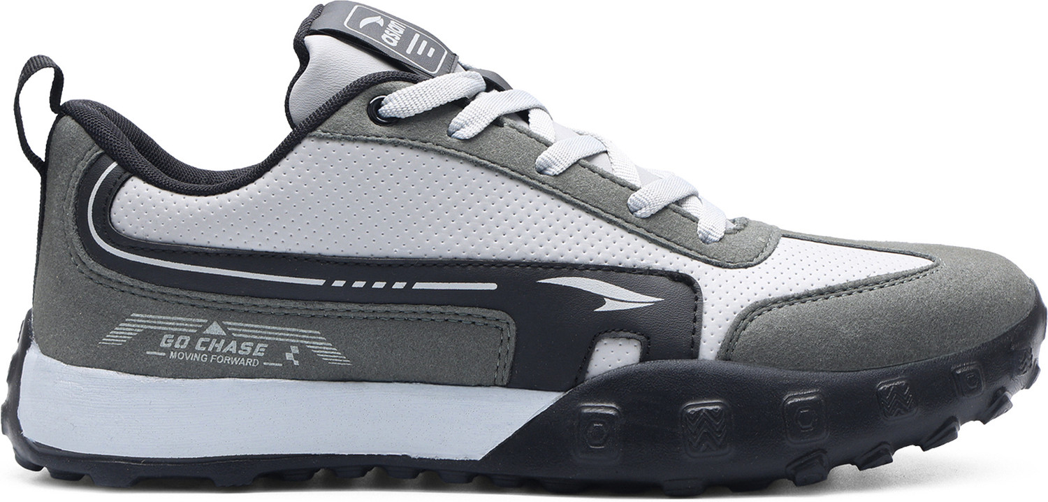 Image of asian Unicorn-21 Men's Casual Sneakers with Perforated Upper, Rugged Grip Outsole Sneakers For Men