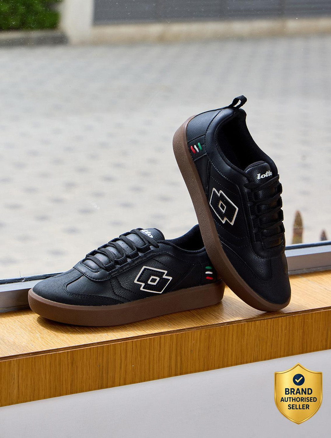 Image of LOTTO Brasil Select Urbano Sneakers For Women