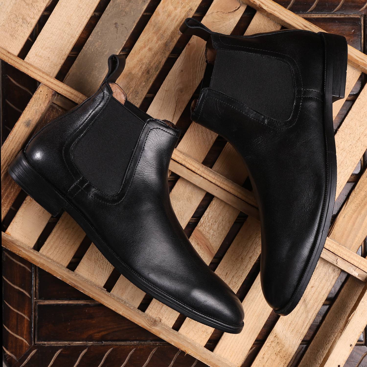 SWATHOOPS Men Black Boots - Image 3