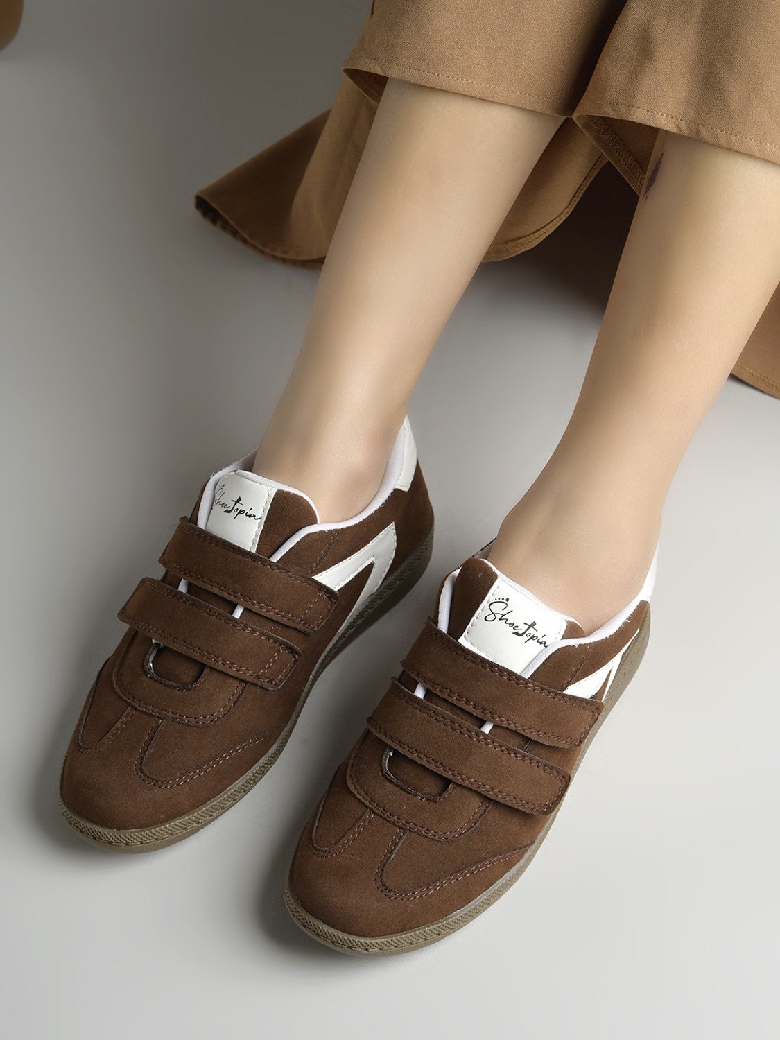 Image of SHOETOPIA Sneakers For Women