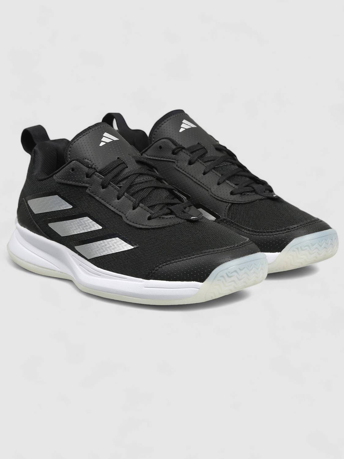 adidas AvaFlash Tennis Shoes For Women (Black , 4)
