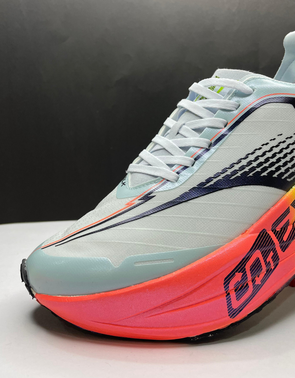 Image of Ethan Ethan Neon Pop Sole Sports Running Shoes For Men