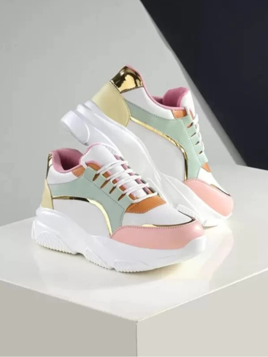 Image of EZDEZARIO Girls Lace Sneakers