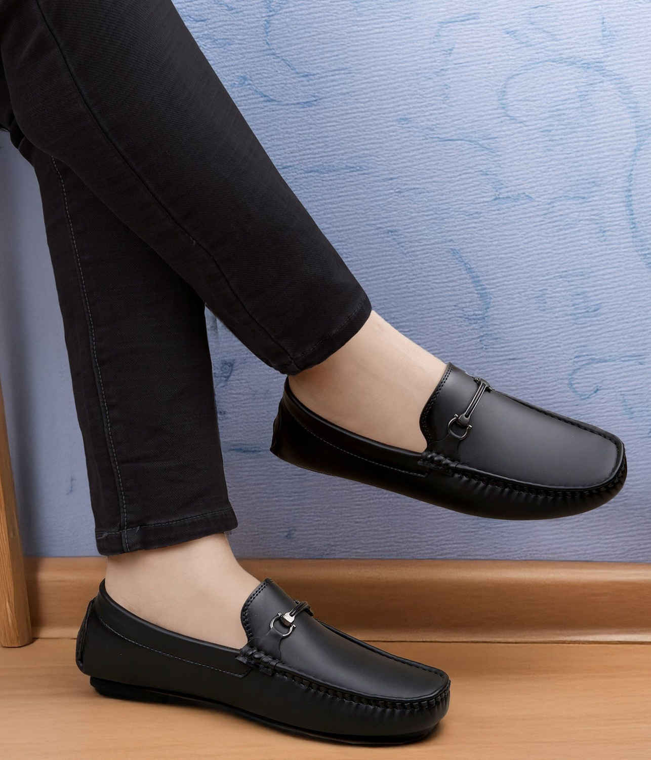 Image of T-Rock Sneakers For Men