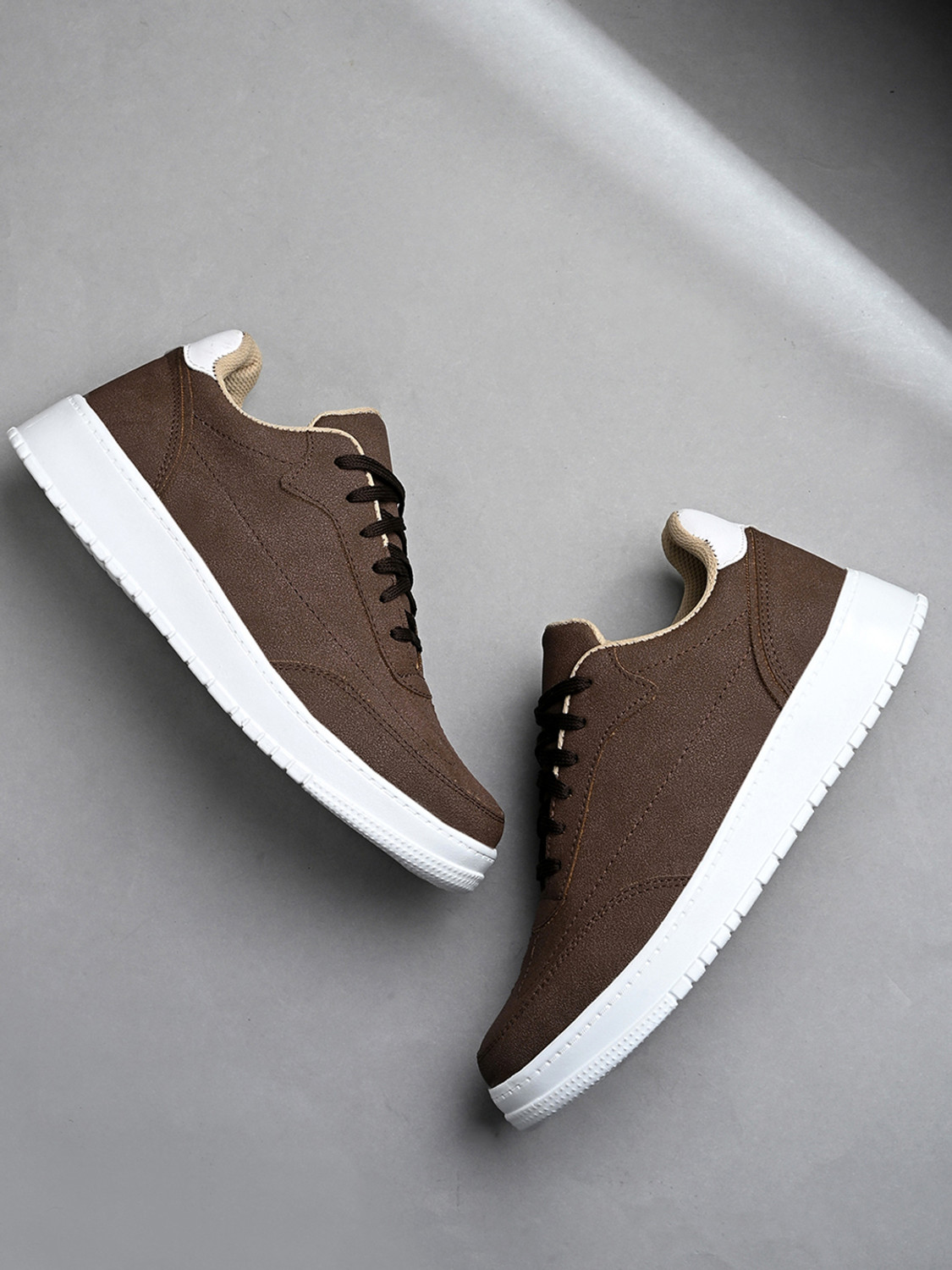 Image of Roadster Sneakers For Men