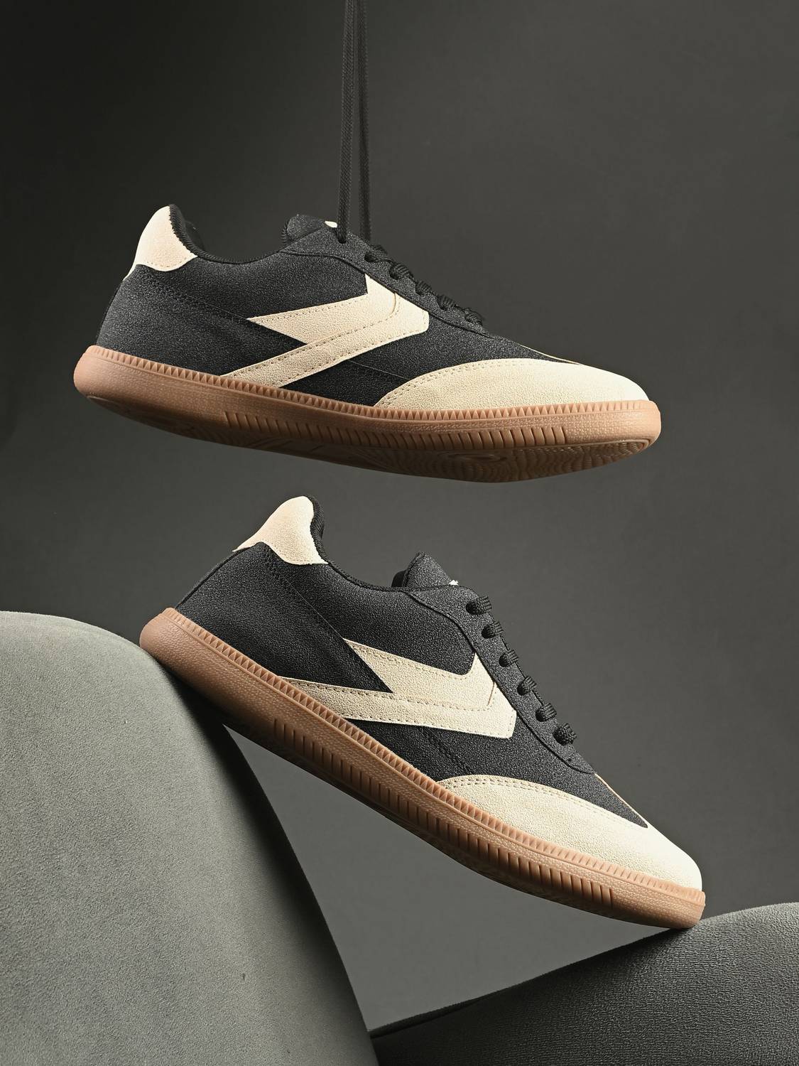 Server Men's Beige Outdoor Sneakers - Image 1