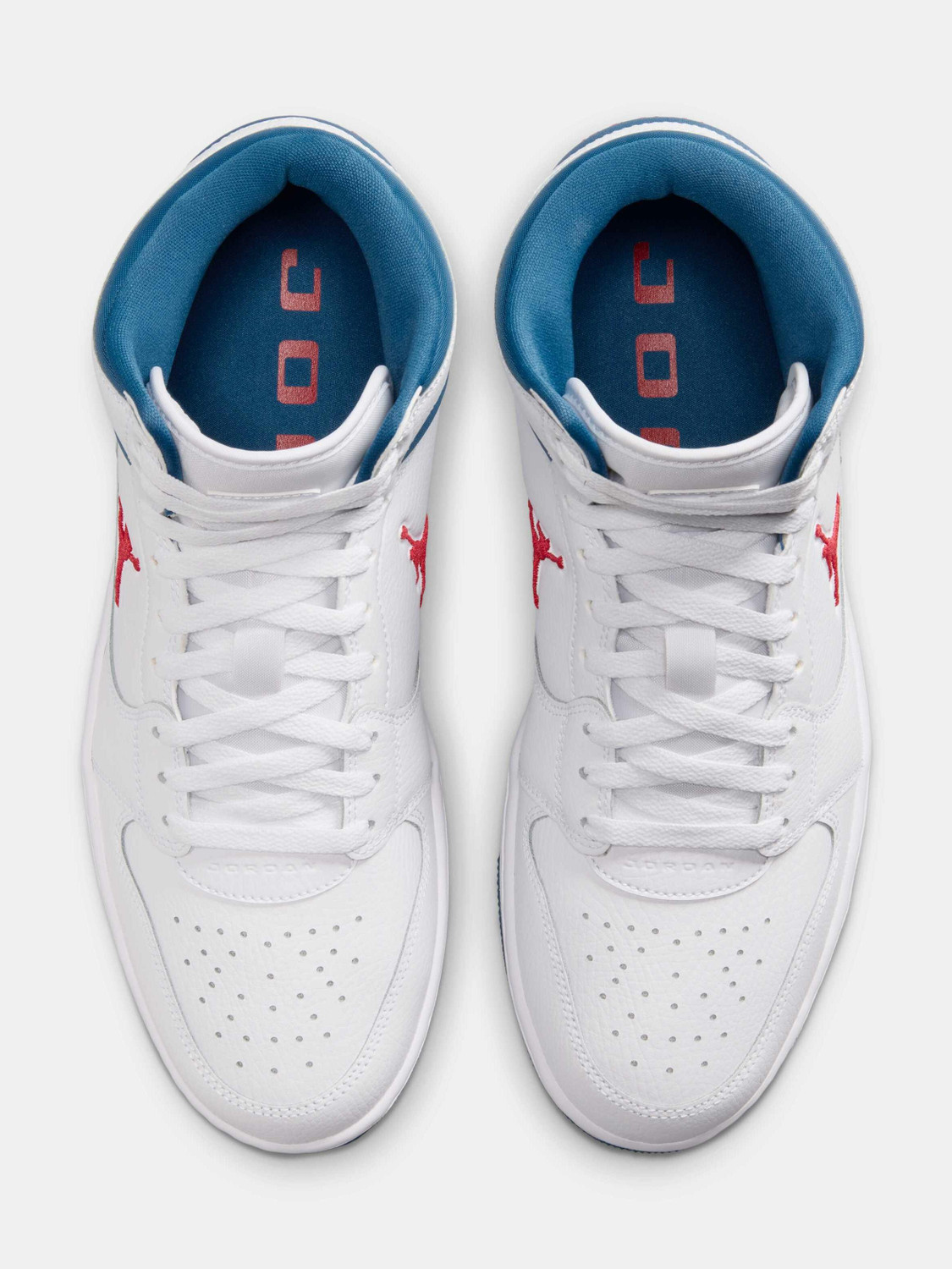 Image of NIKE Jordan Court Connect Mid Sneakers For Men