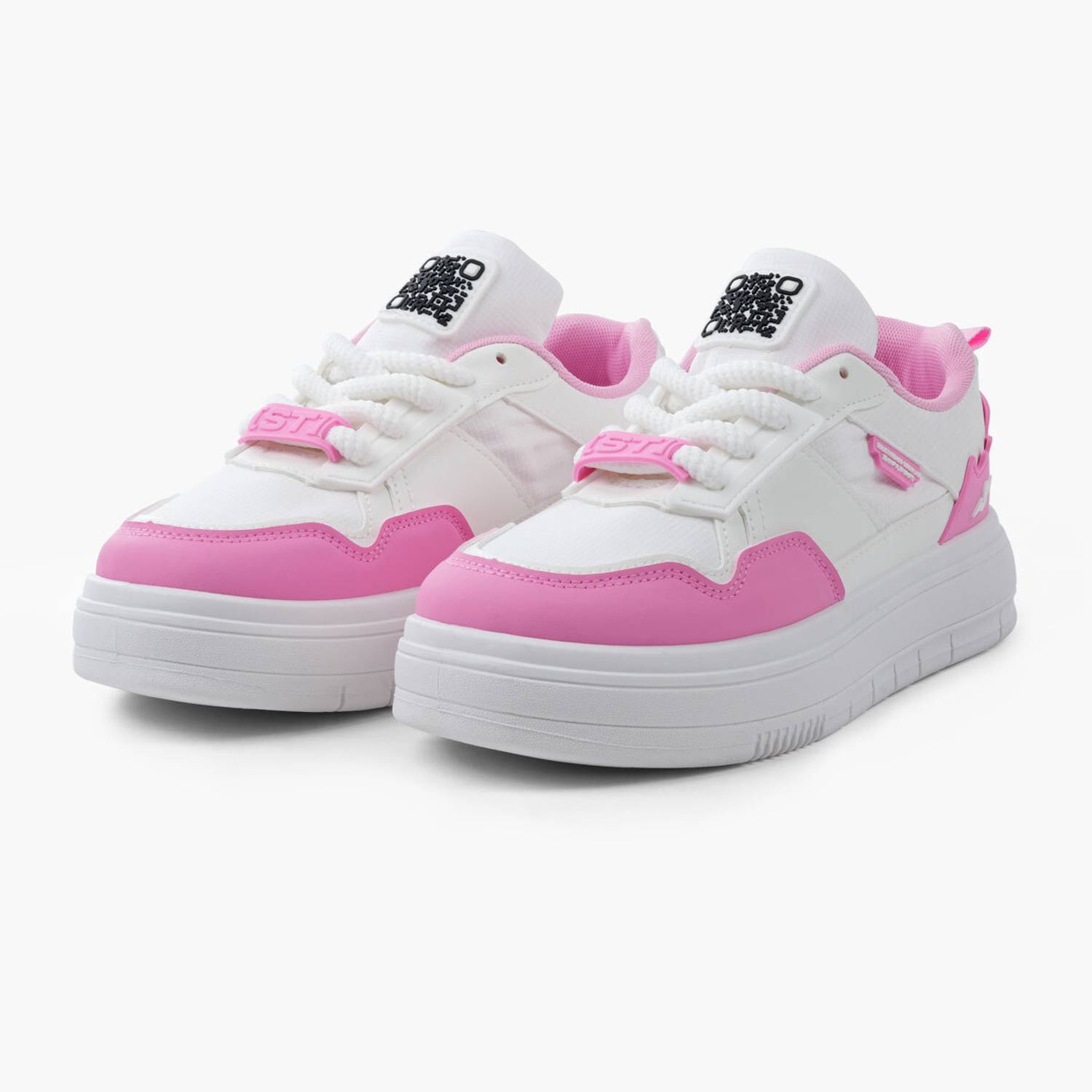 SOLETHREADS Trendy Sneakers for Daily Use Casuals For Women (Whit