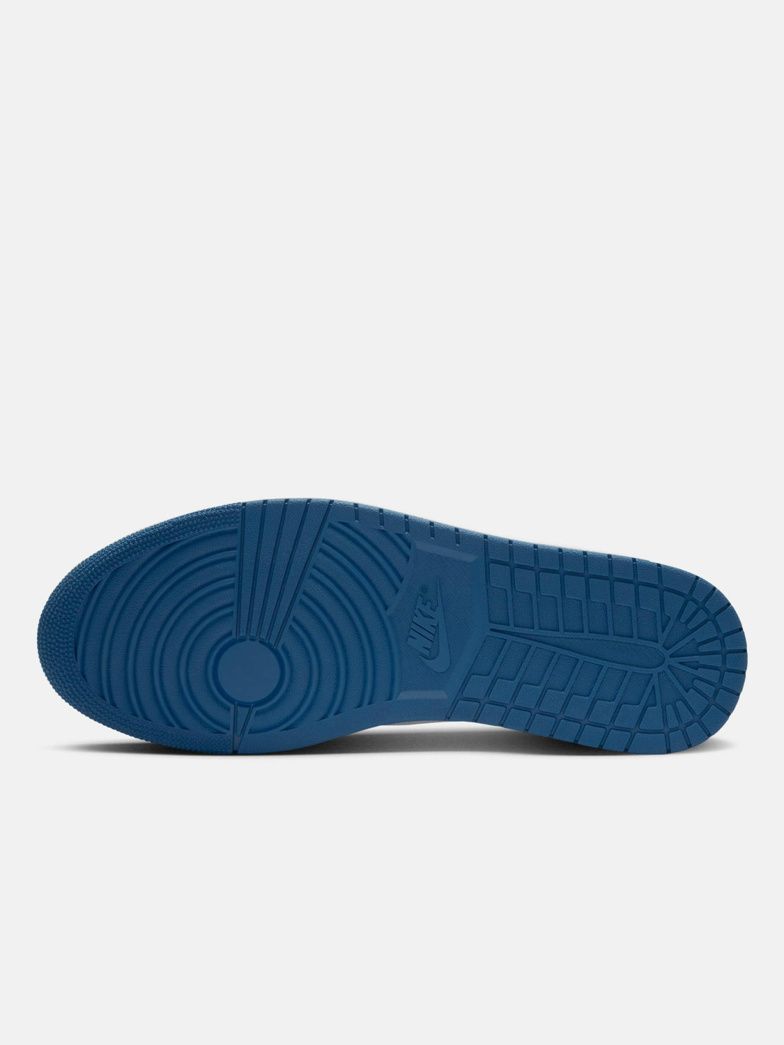 Image of NIKE Jordan Court Connect Low Sneakers For Men