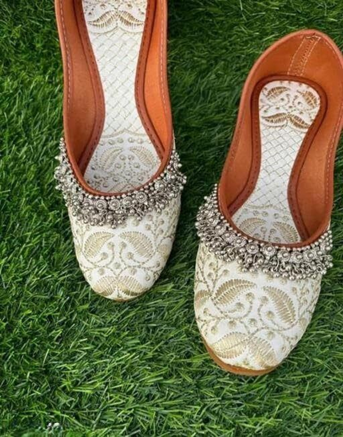 Image of Tarifaan Women's Handmade Rajasthani Embroidered PVC Sole Synthetic Mojari /Jutti Women Bellies
