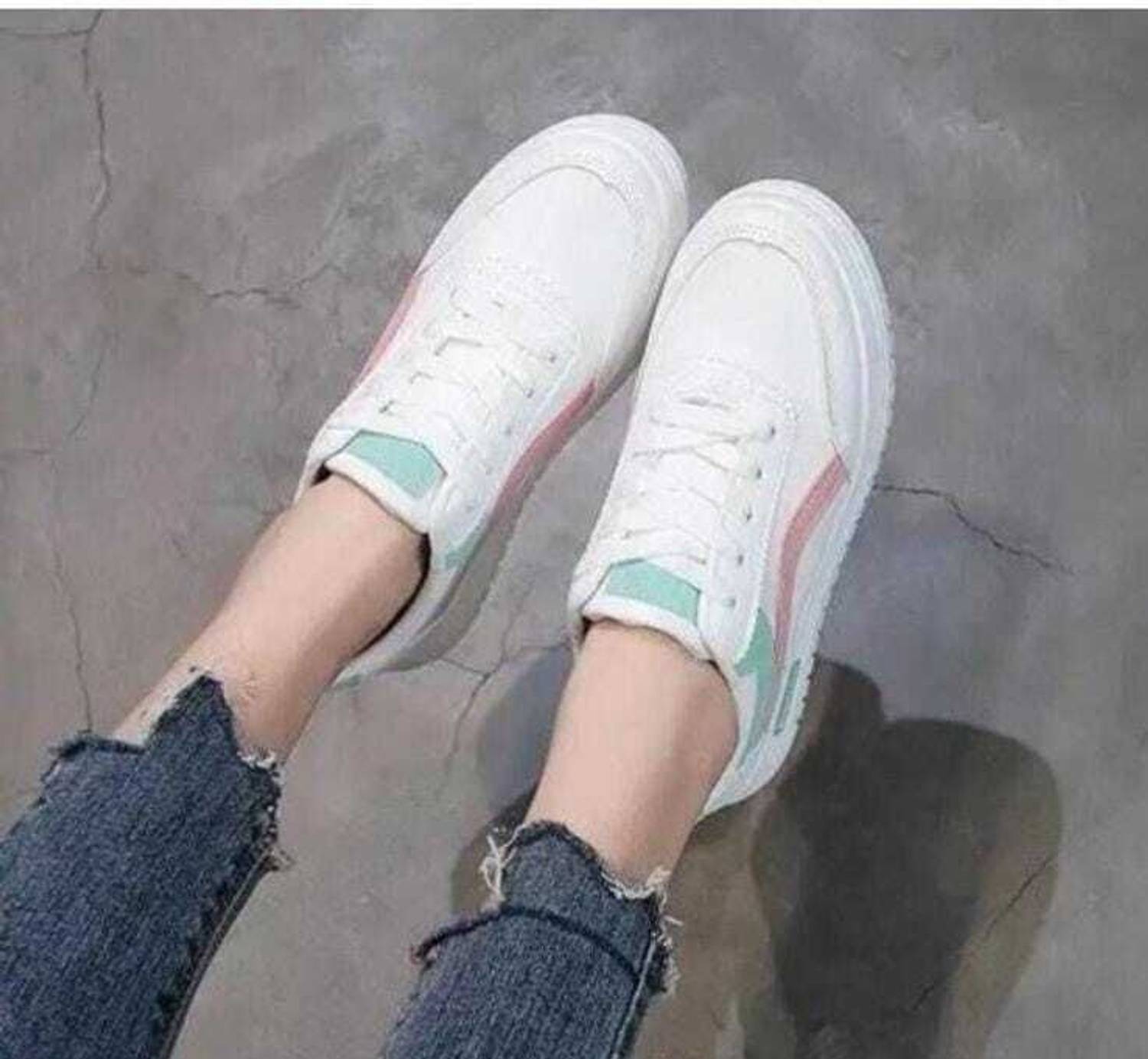 Avose Girls Lace Sneakers - Image 2