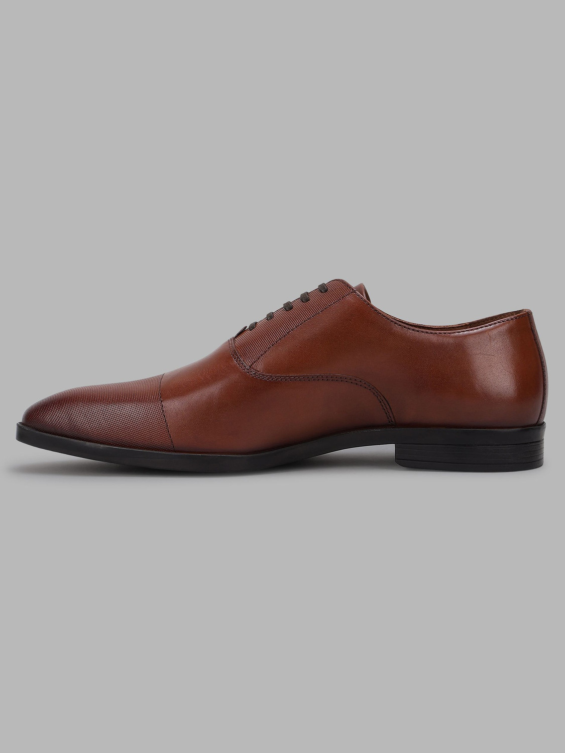Image of LOUIS PHILIPPE Premium Leather Breathable Anti-Slip with Heel Formal Oxford For Men
