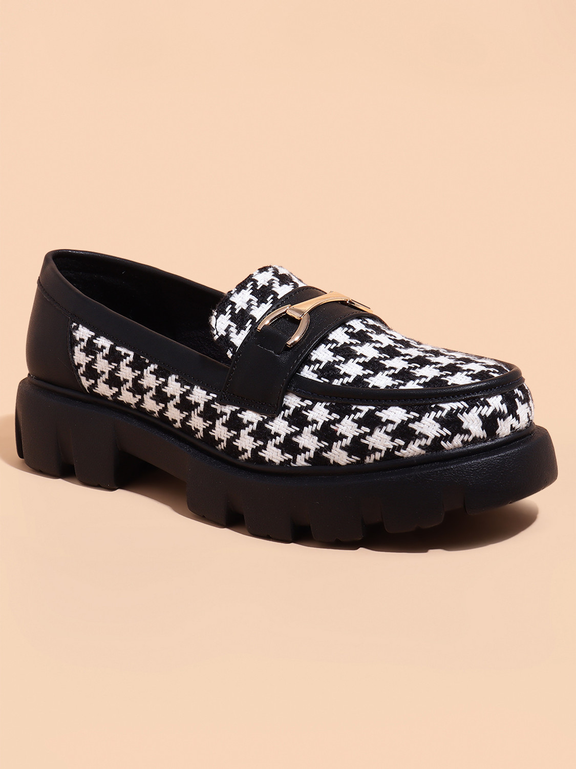 Image of TRASE TRASE Casual Moccasin Style Loafers for Women Slip-On Design Loafers For Women