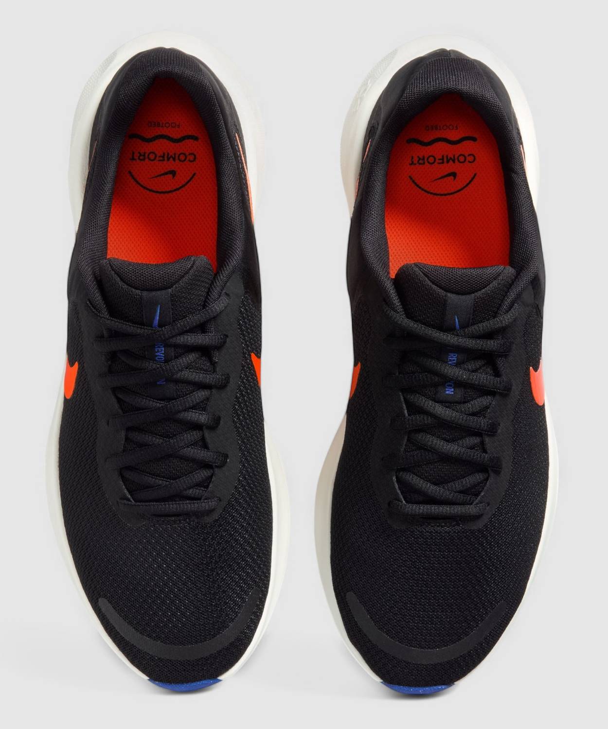Nike Revolution 7 Men Black Running Shoes - Image 4