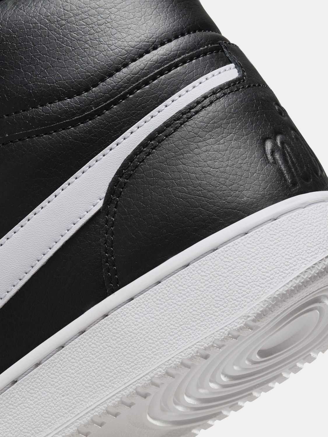Image of NIKE NIKE EBERNON MID Sneakers For Men