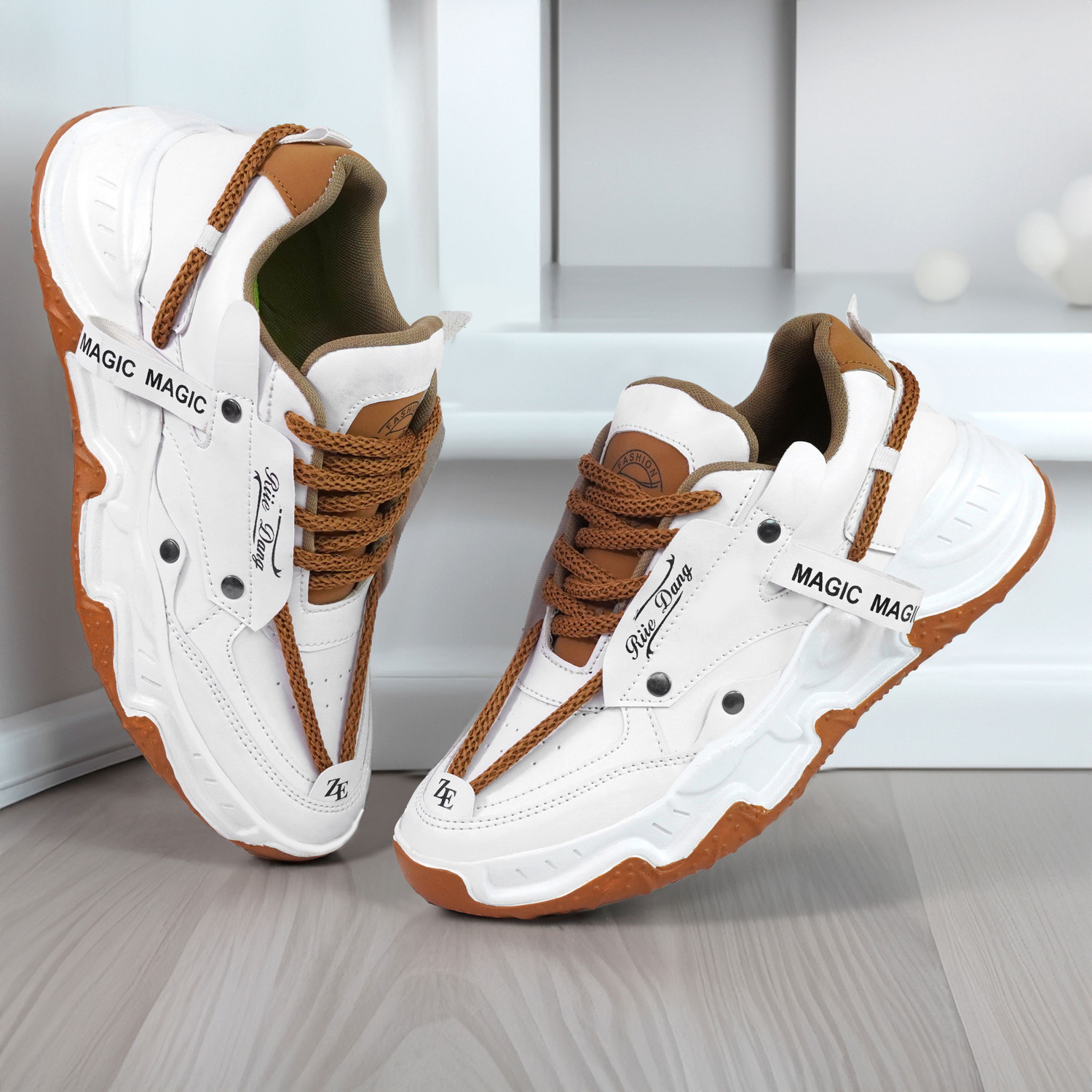 Image of Footgrab Sneakers For Men