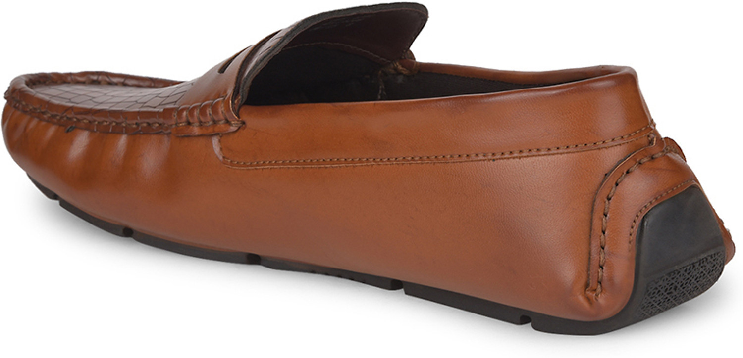 Image of Bata Bata Men's Loafers - Classic Style with Everyday Comfort Loafers For Men