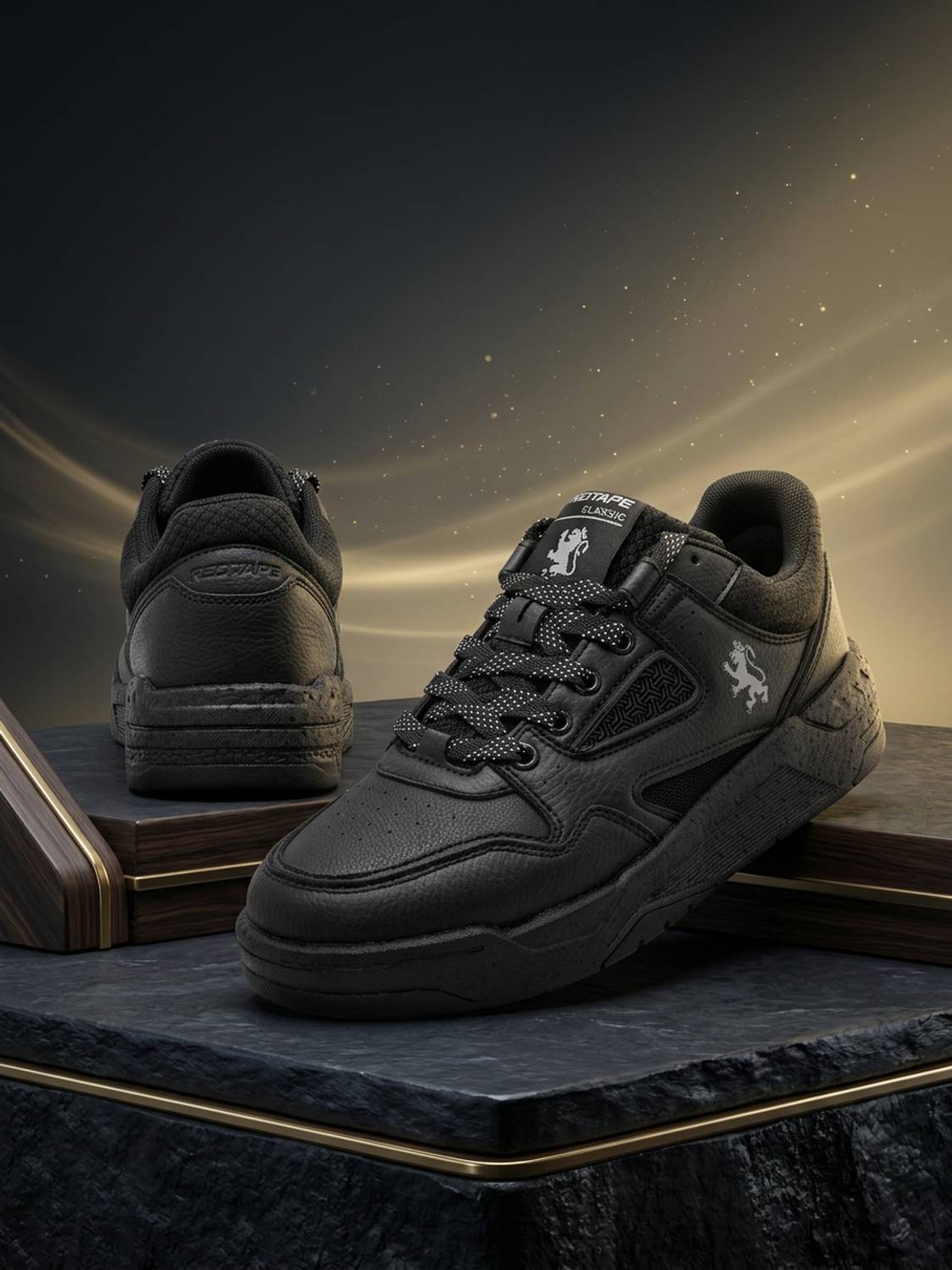 RED TAPE Men Black Chunky Sneakers - Image 4