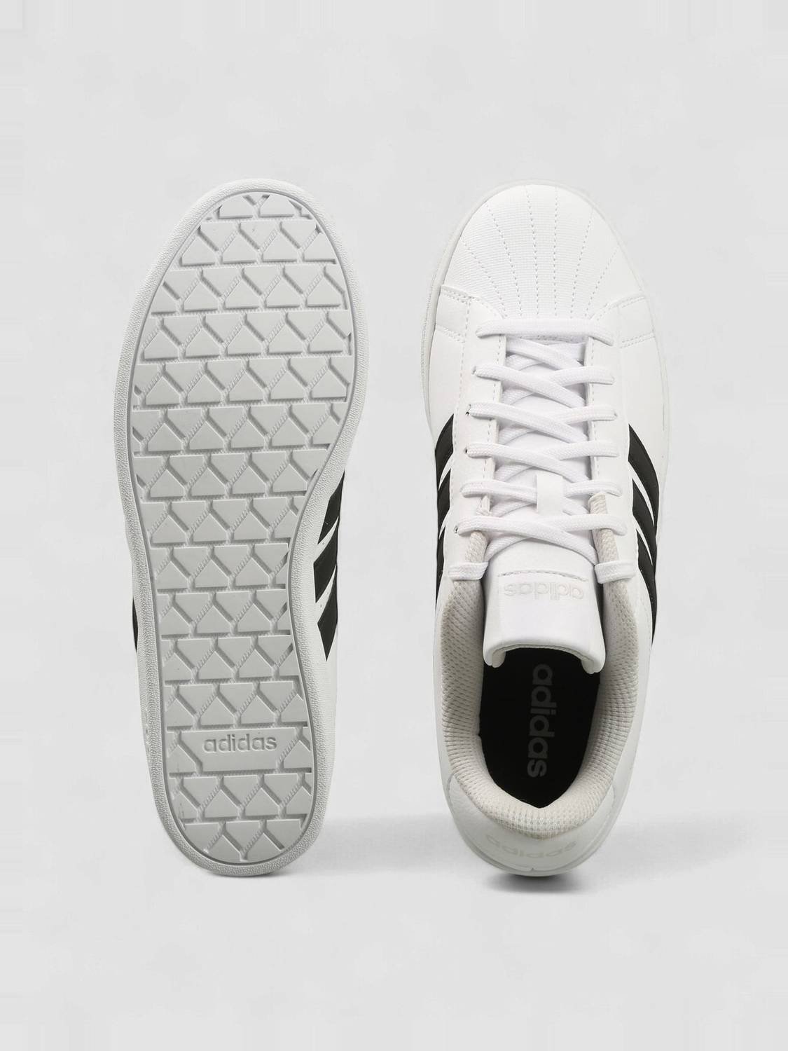 Adidas Iriz Icon ProSneaker Unisex White - Image 4