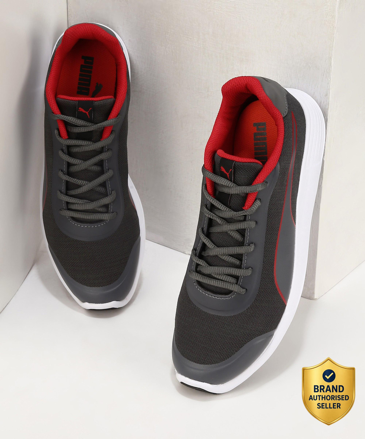 Image of PUMA FST Runner v2 MU IDP Sneakers For Men