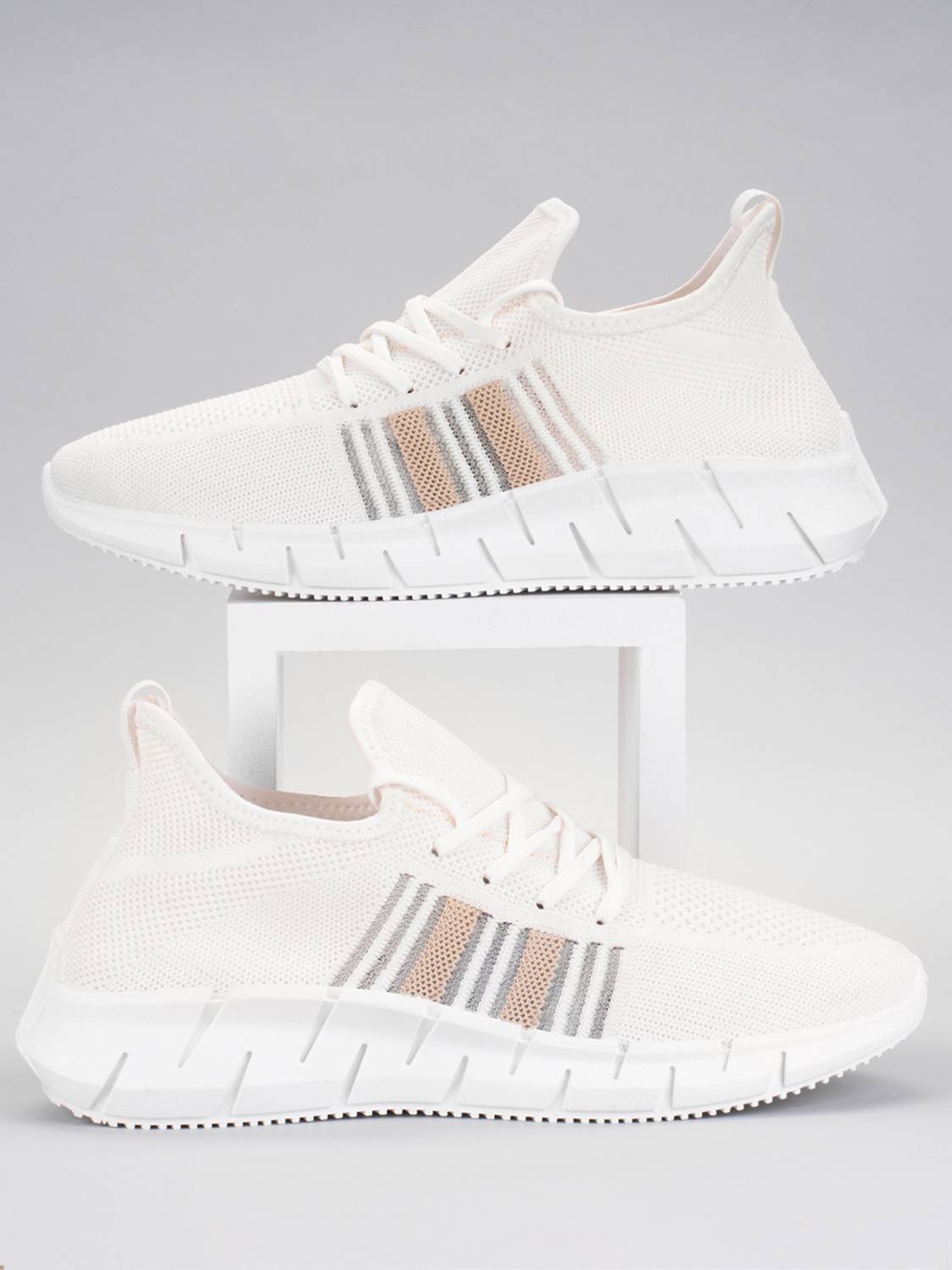 RapidBox Stylish Trendy Sneakers for Men - Image 2