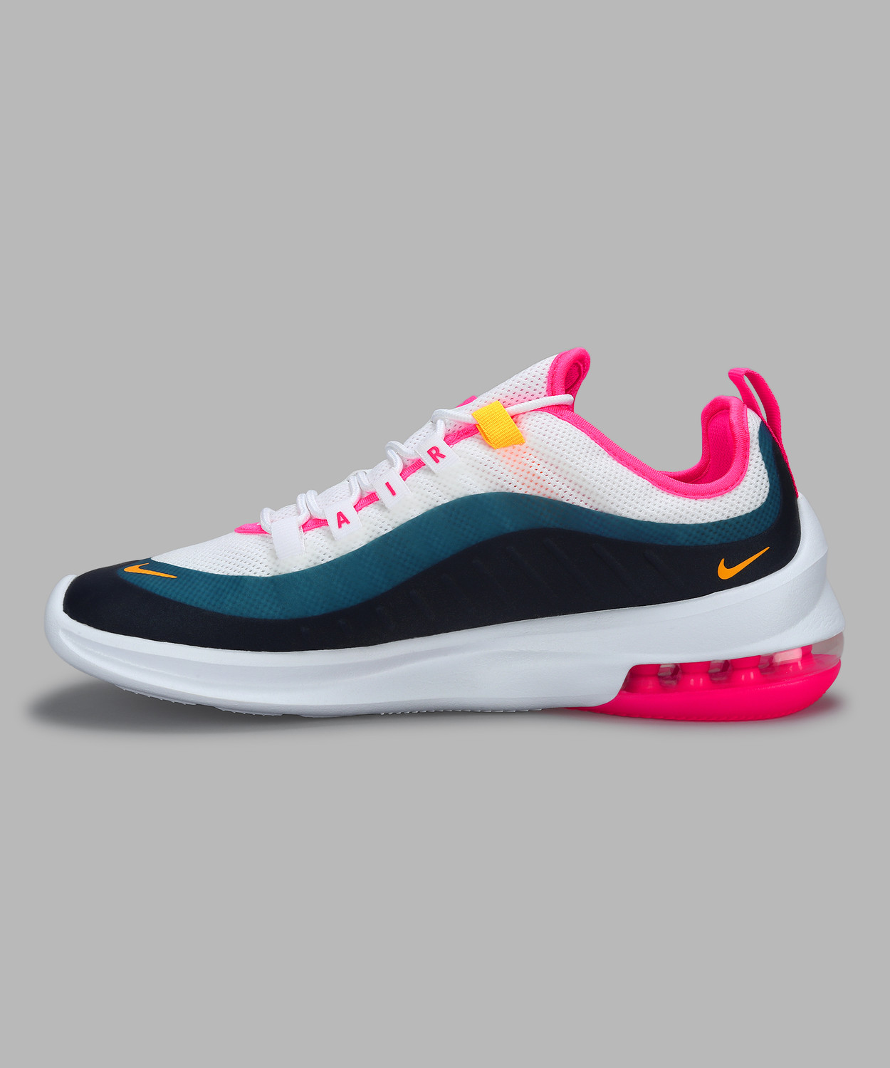 ladies nike air axis