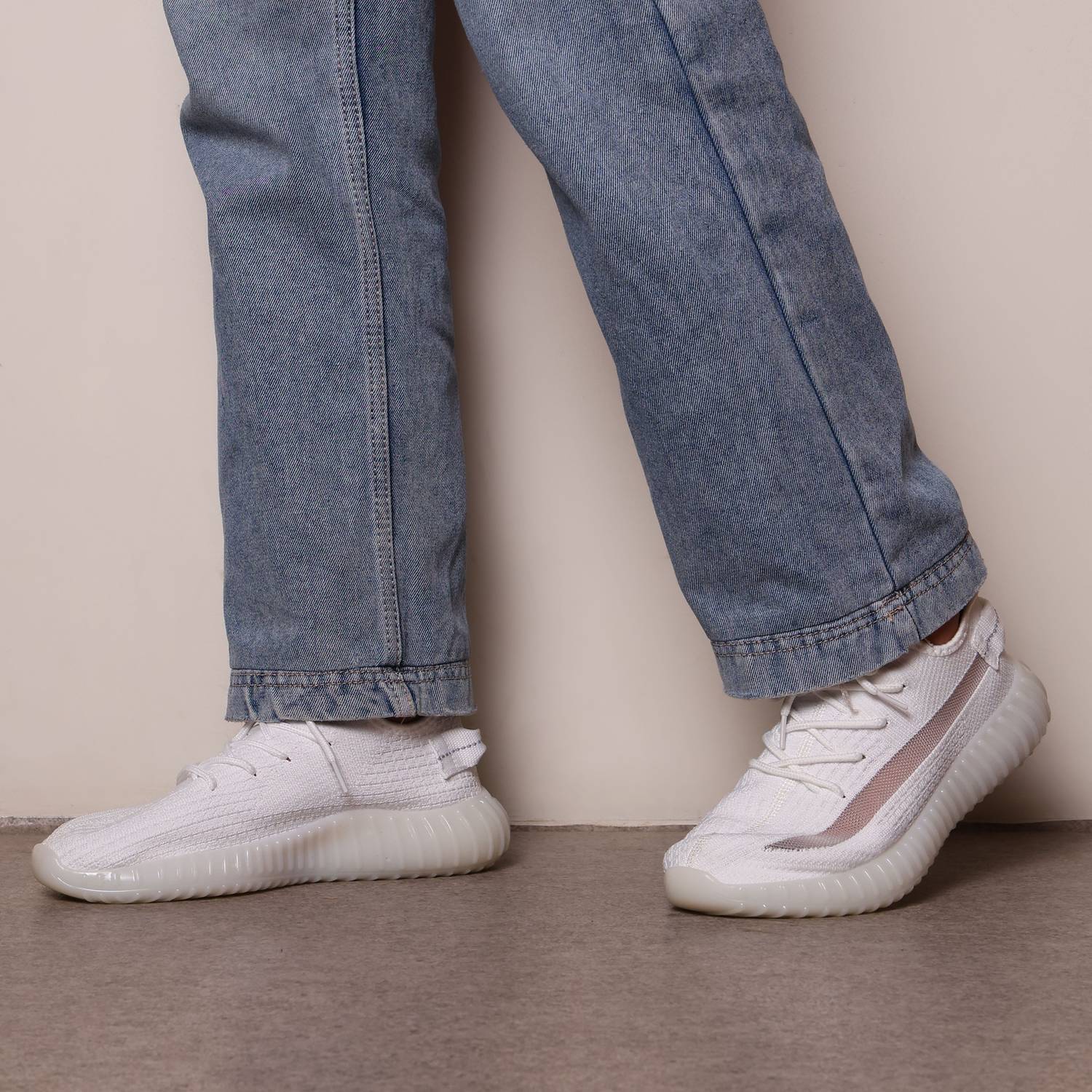 CREATIONSNISHU Unisex White Sneakers - Image 4