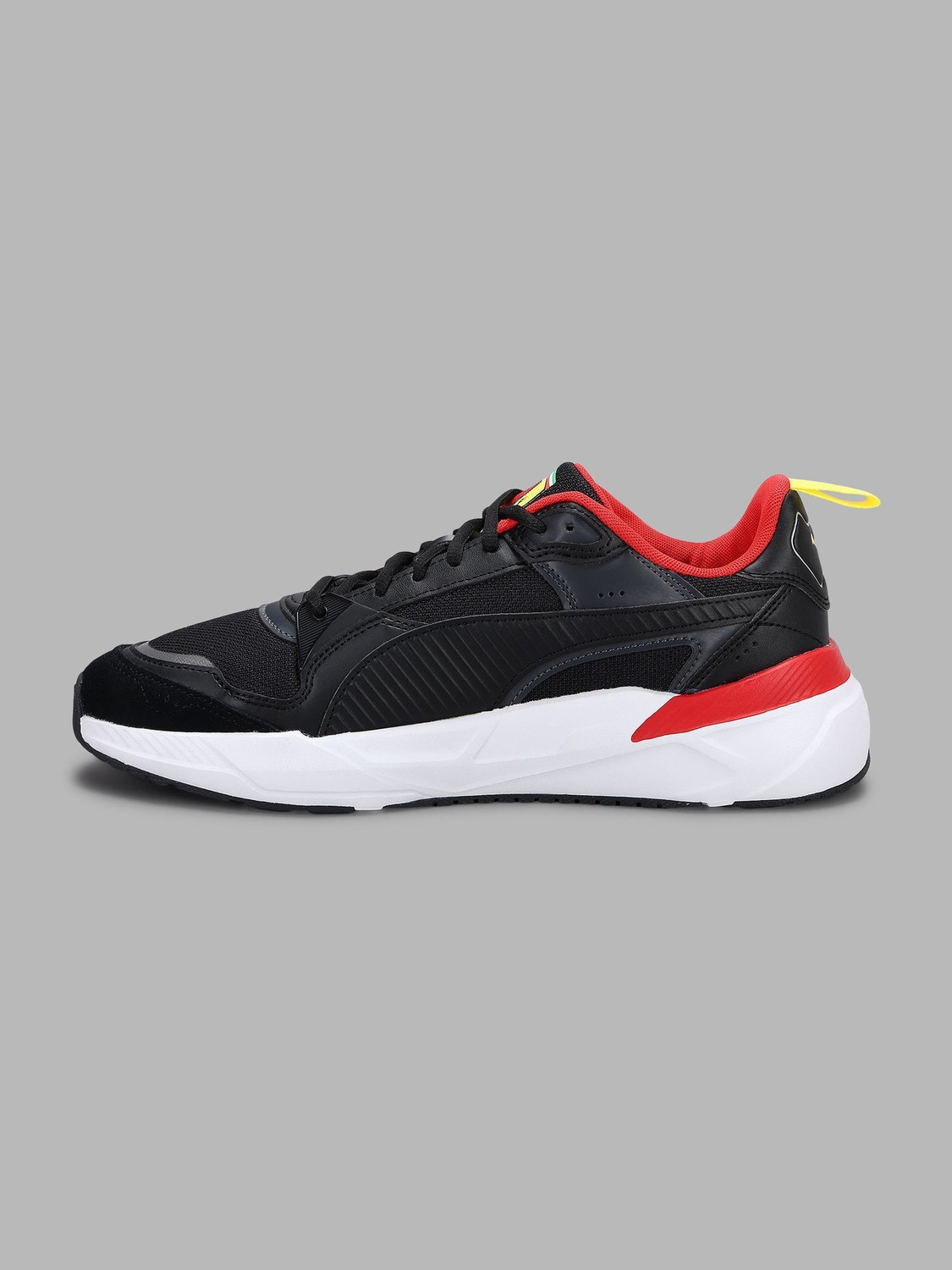 Image of PUMA Ferrari Trinity 2 IN Sneakers For Men