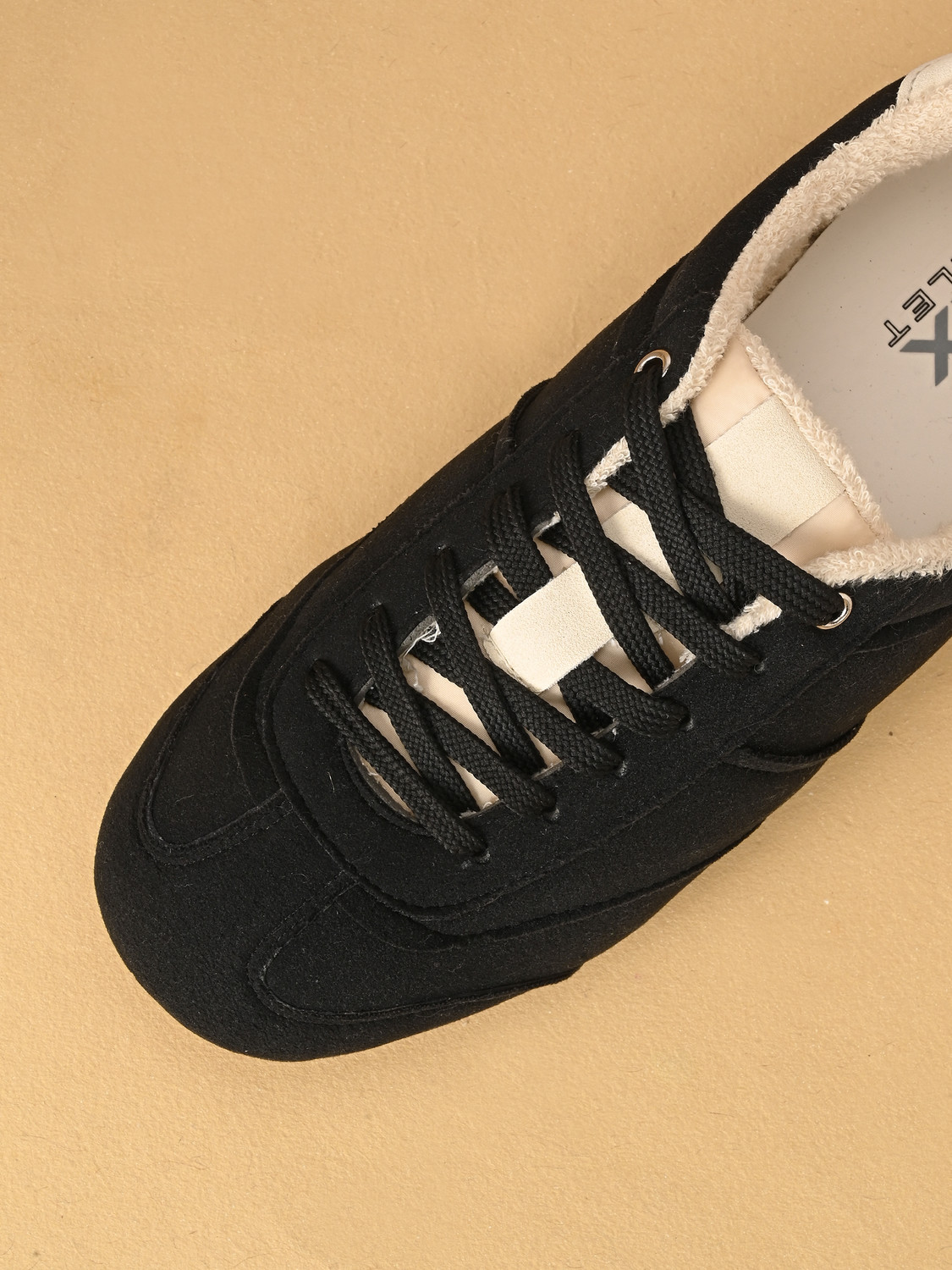 Image of HRX by Hrithik Roshan Sneakers For Women