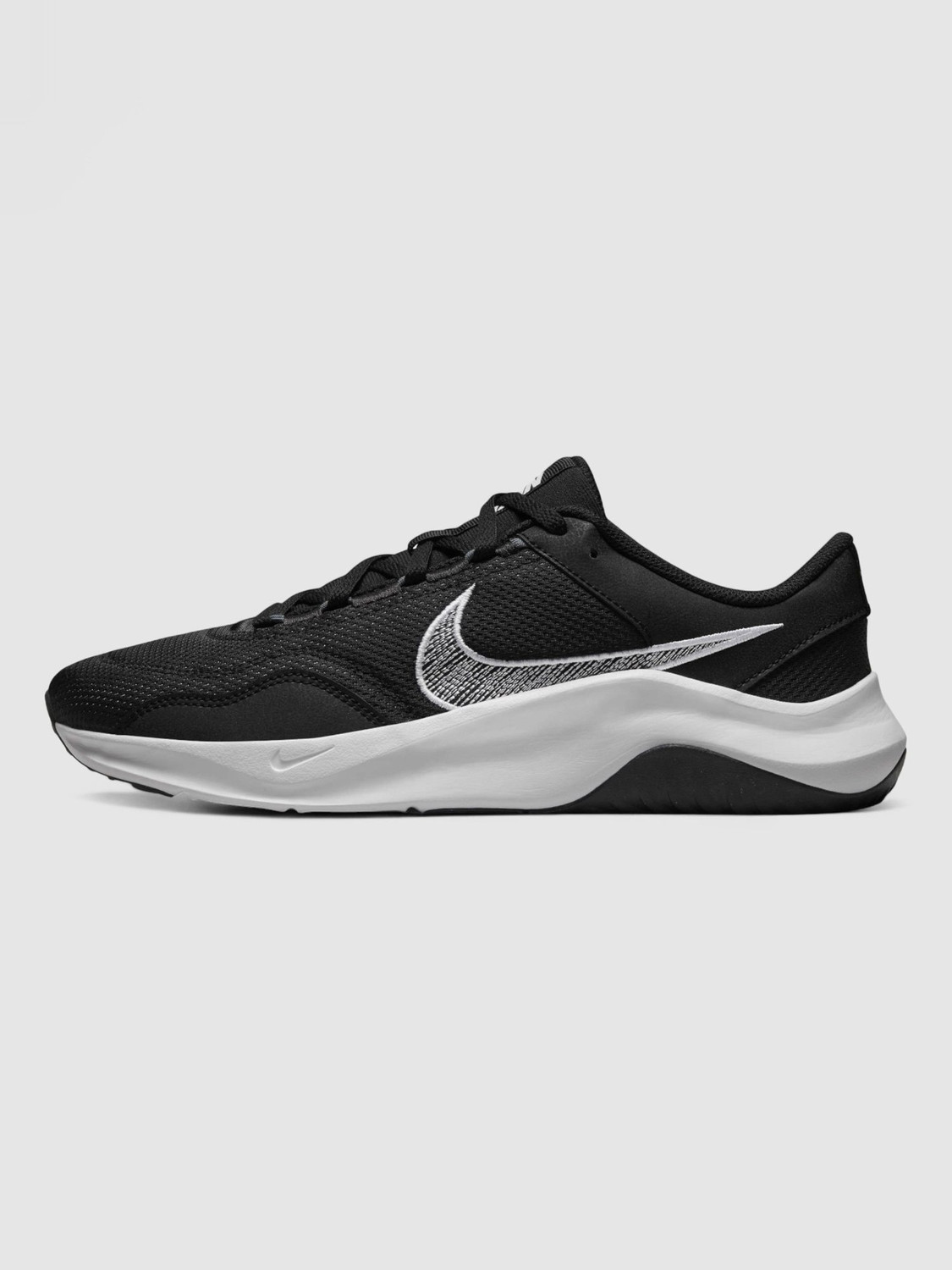 Image of NIKE M NIKE LEGEND ESSENTIAL 3 NN Training & Gym Shoes For Men