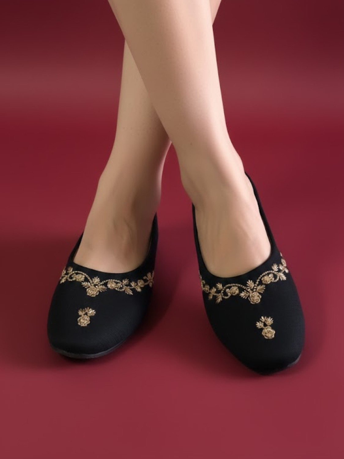 Image of The Princess Creation Women Embellished Ethnic Mules flats Casuals For Women