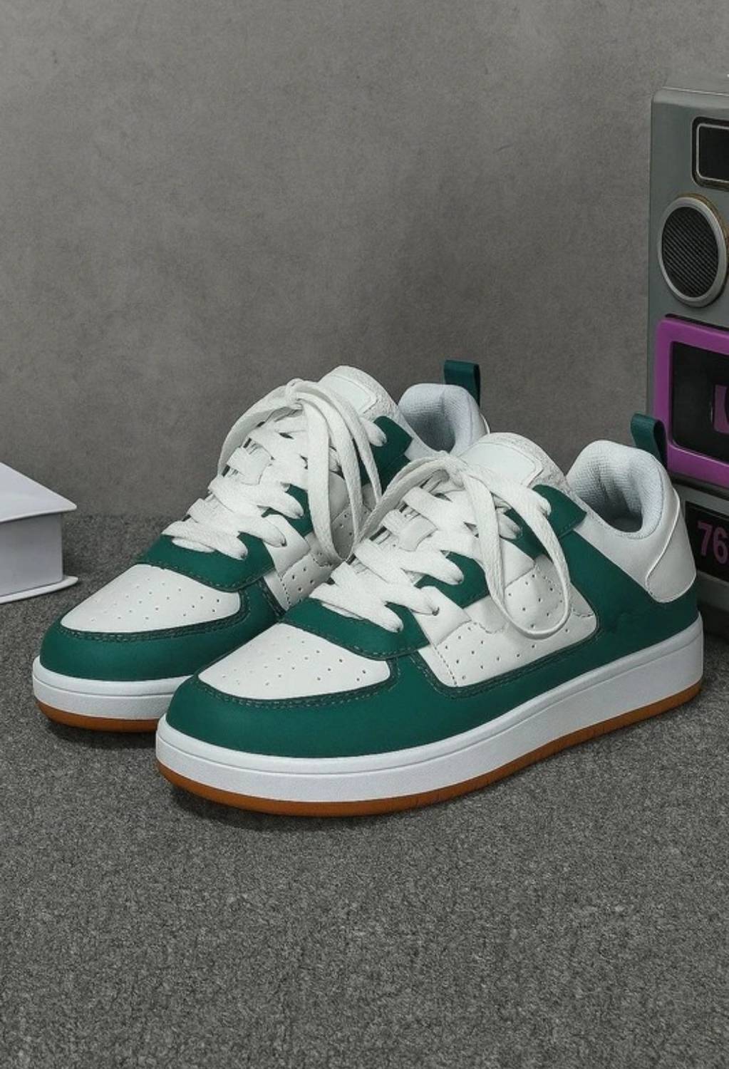 DOLLEXR Men's Green Sneakers - Image 4