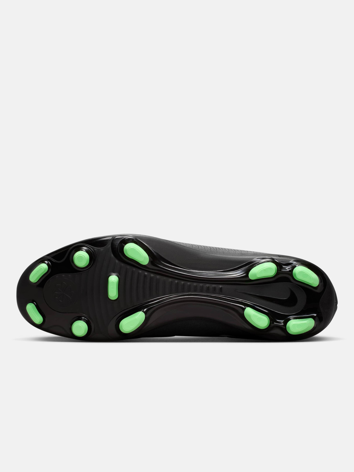 Image of NIKE Mercurial Vapor 17 Club Football Shoes For Men