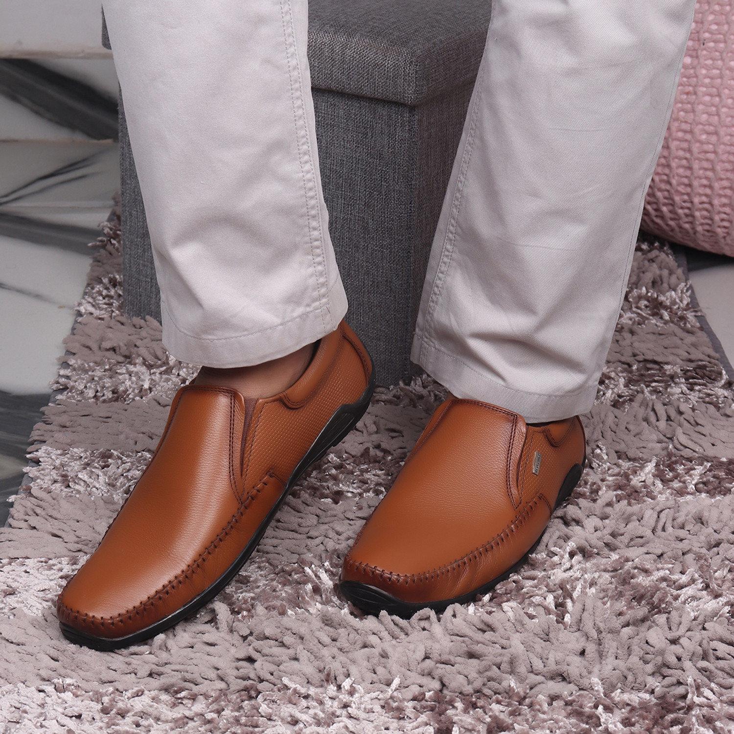 Image of RED CHIEF Slip On For Men