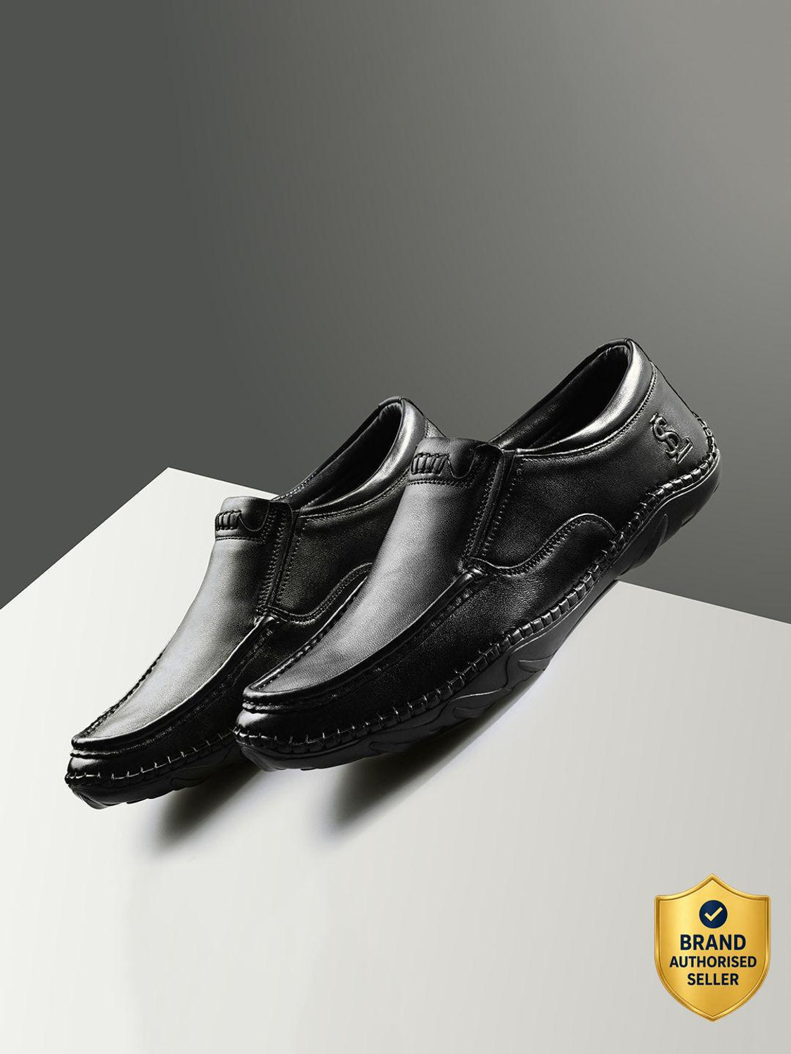 Image of LOUIS STITCH Obsidian Black Genuine Leather Ultra Lightweight Slip-On Loafer Shoes for Men Slip On For Men