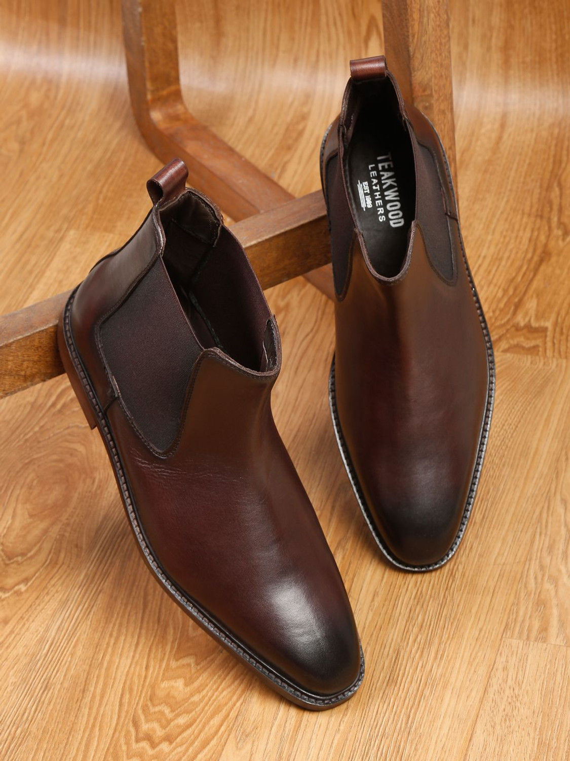 Image of Teakwood Leathers LEATHER MEN SOLID CHELSEA BOOTS Boots For Women
