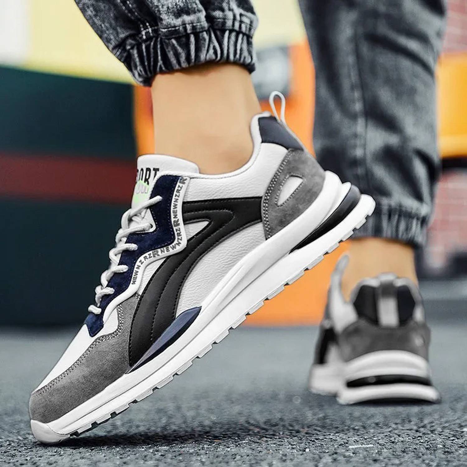 Layasa Men's Black Sneakers - Image 2