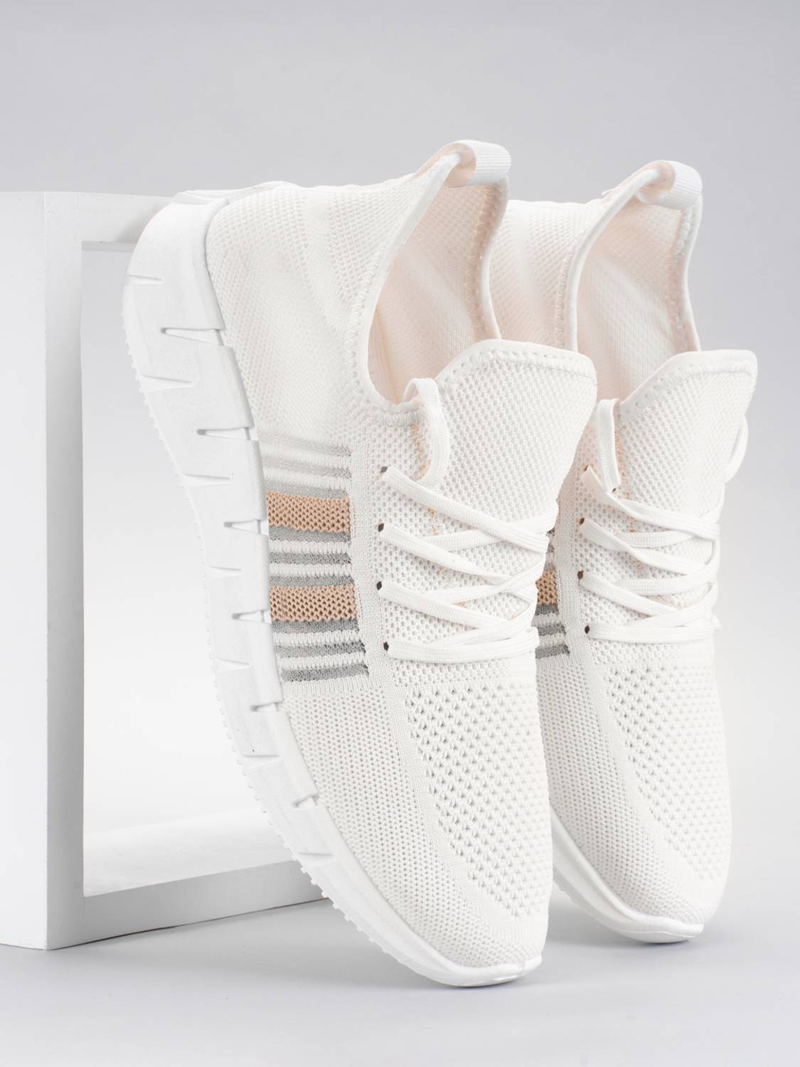 RapidBox Stylish Trendy Sneakers for Men - Image 1